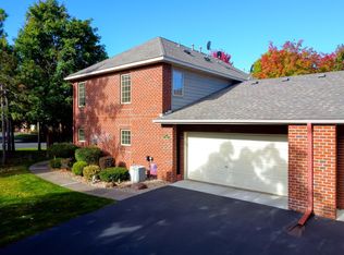 1910 Hunter Hill Rd, Hudson, WI 54016