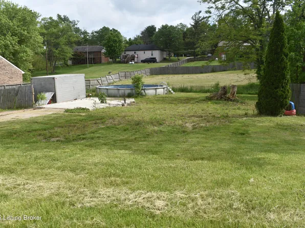 320 Glenview Dr, Shelbyville, KY 40065
