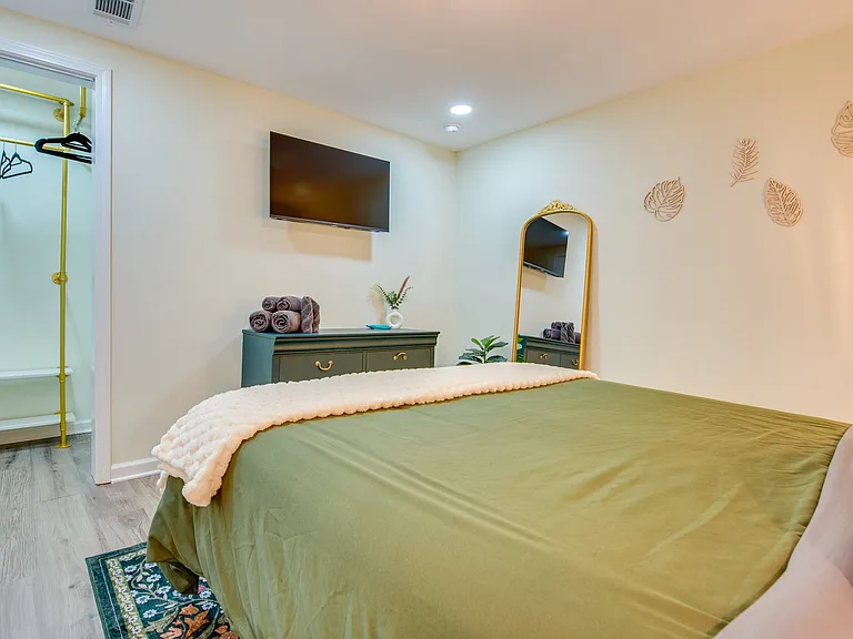Starline Dr — Photo 4