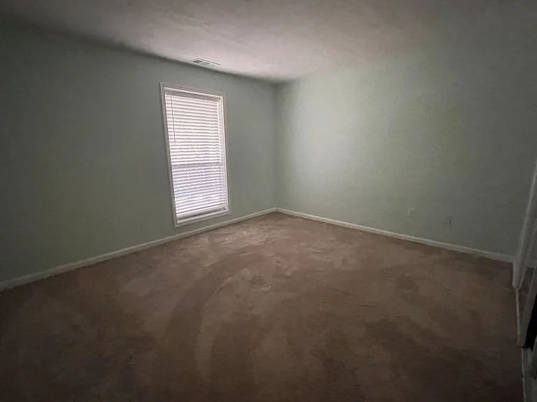 10142 Oakton Terrace Rd — Photo 4