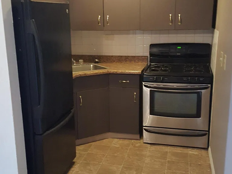 7149 Weil Ave — Photo 9