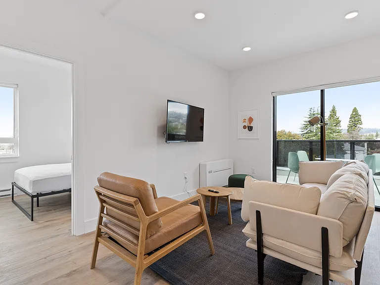Bosco 1717 University Ave — Photo 16