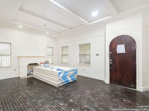 3rd image of 1335 FULTON AVE