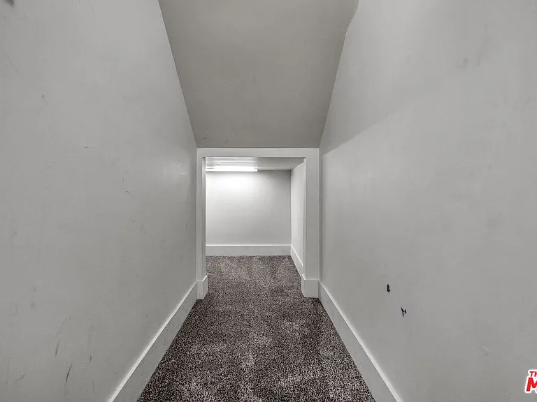 308 Gull St — Photo 9