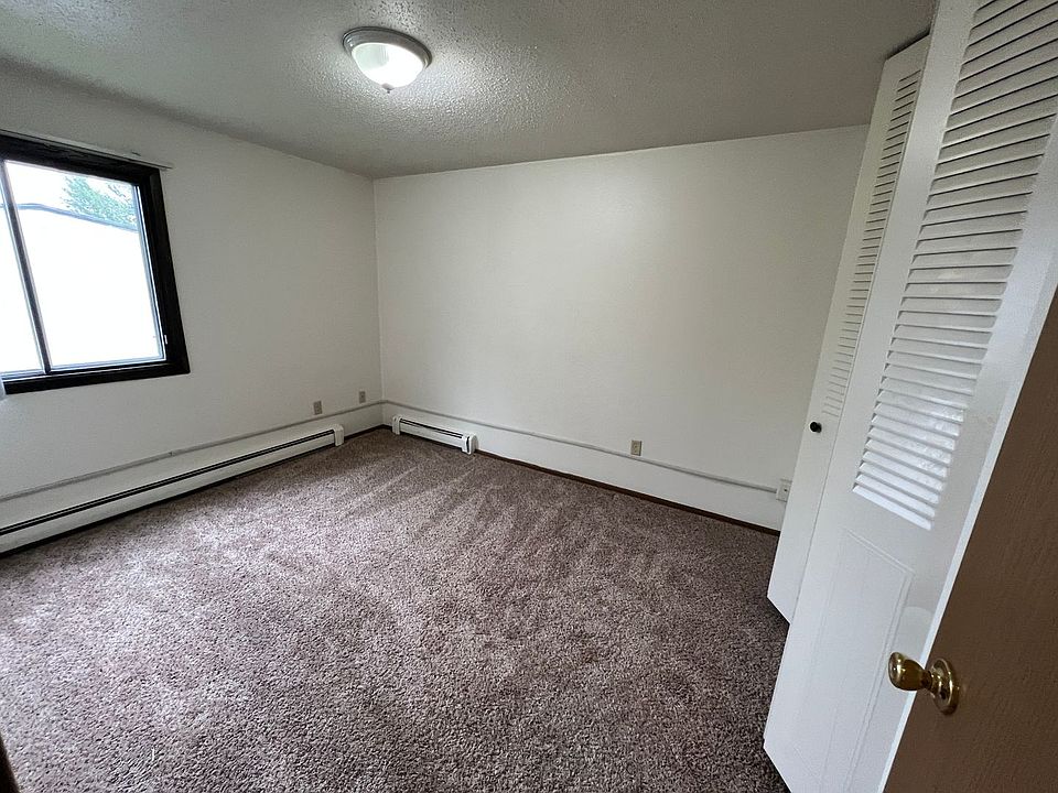 2nd image of 1125 19th St N APT 23A