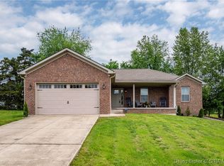 3696 Kyle Dr NW, Corydon, IN 47112