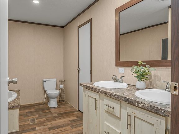 5th image of 531 King Orchard Rd