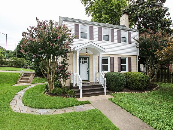 Lovely Landscaped Corner Lot
