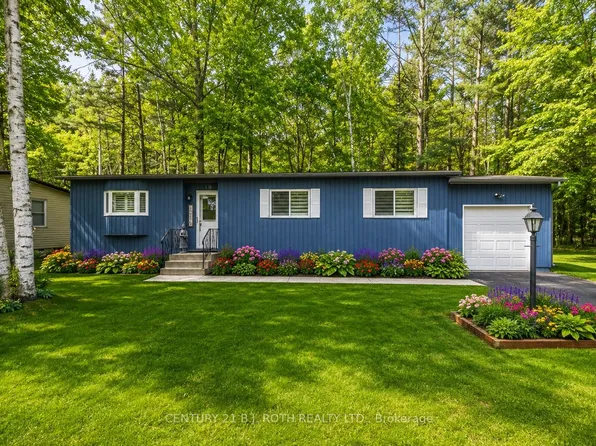 10 Allen Dr N, Wasaga Beach, ON L9Z 1K5