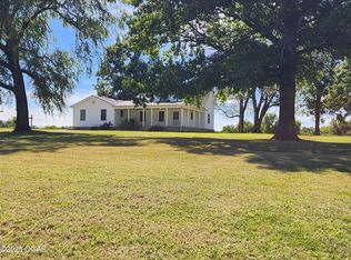 231 NW 40th Rd, Lamar, MO 64759