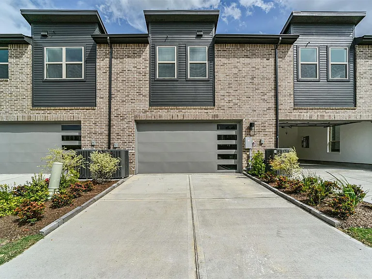 16519 Texas Hill Country Rd — Photo 37