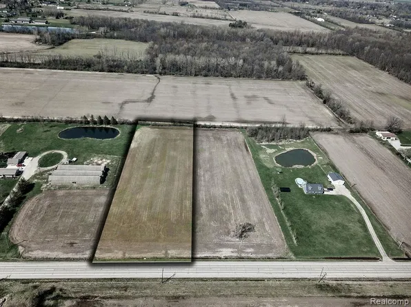 32 Mile Rd, Richmond, MI 48062