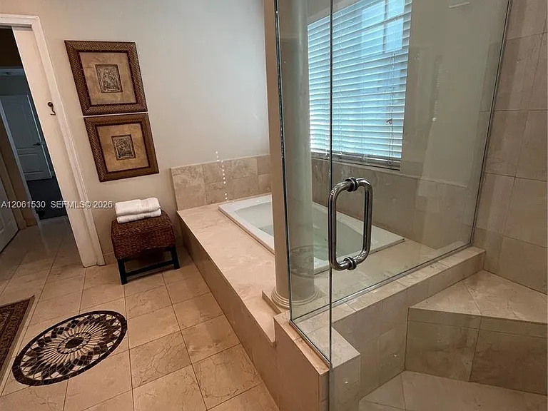 1029 SW 10th Ave — Photo 11