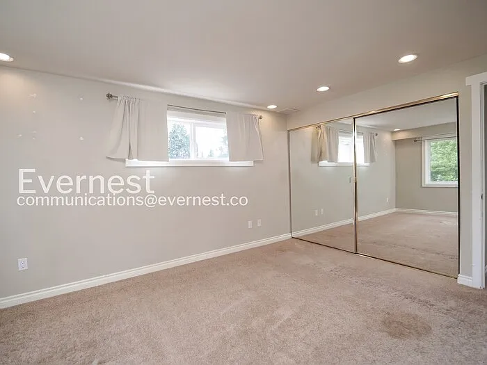 9423 NE 129th Pl — Photo 14