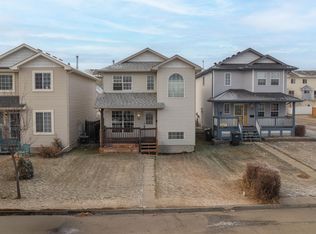 75 Erie St S, Devon, AB T9G2G3