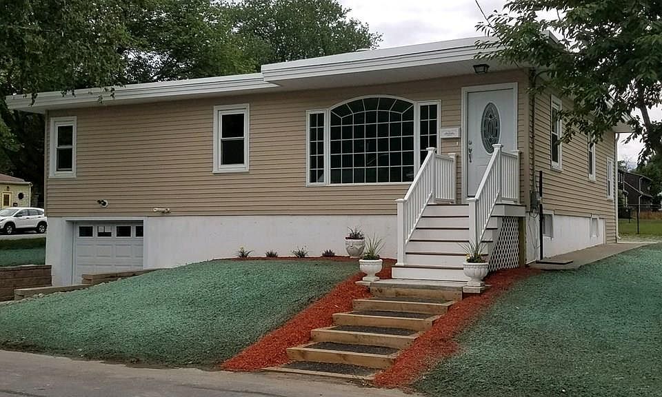 1st image of 35 Leyland Ave
