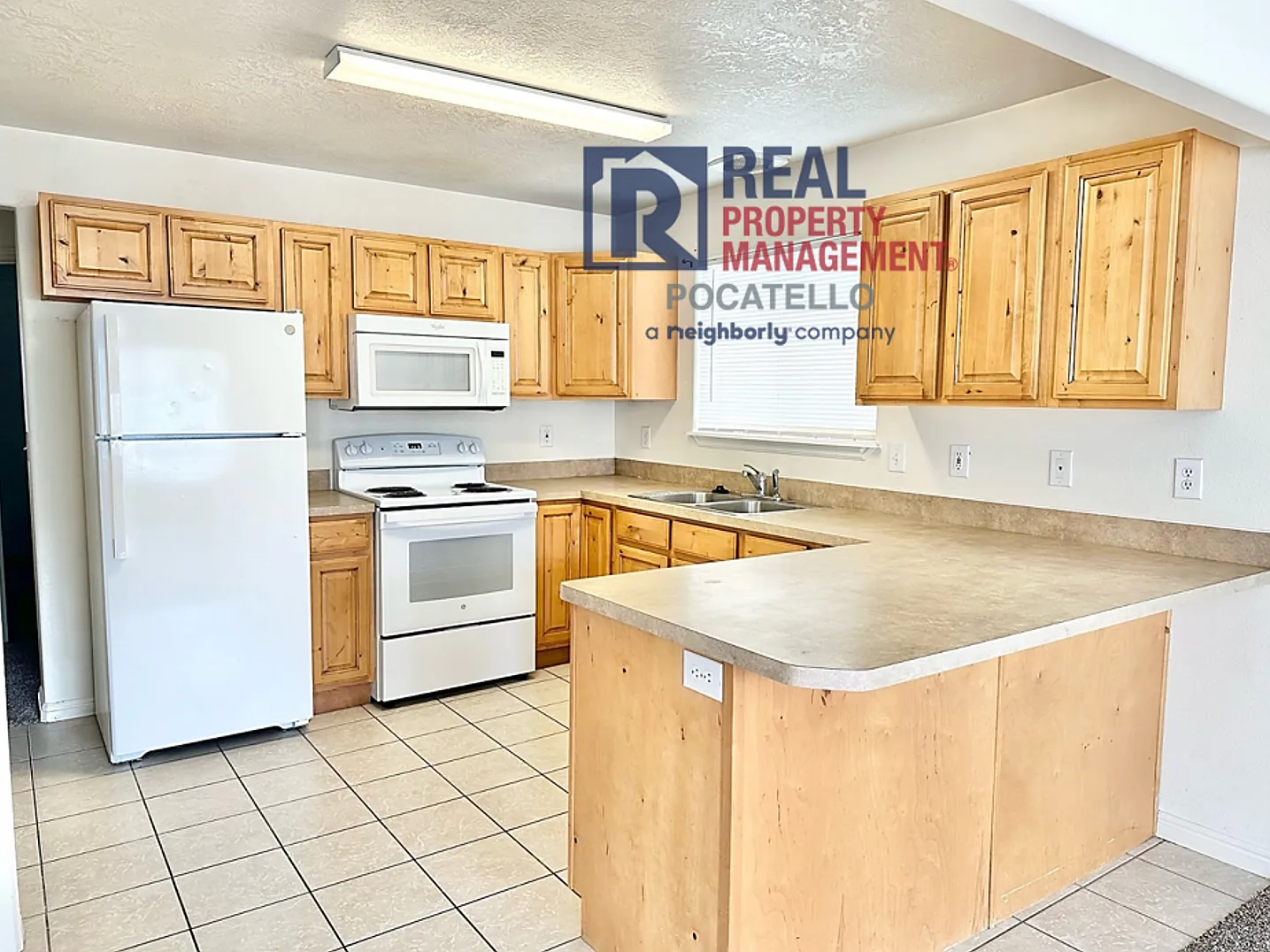 4353 Opal Ave — Photo 2