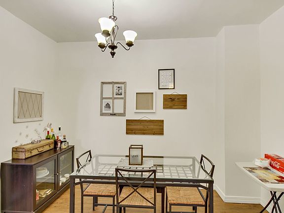 4th image of 648 Saint Lawrence Ave