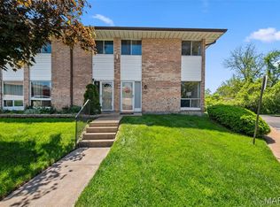 10026 Sakura Dr, Saint Louis, MO