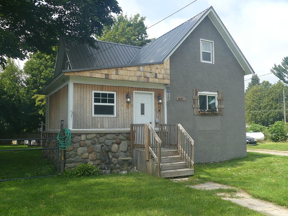 1st image of 4647 Oak St