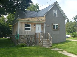 4647 Oak St, Coral, MI 49322