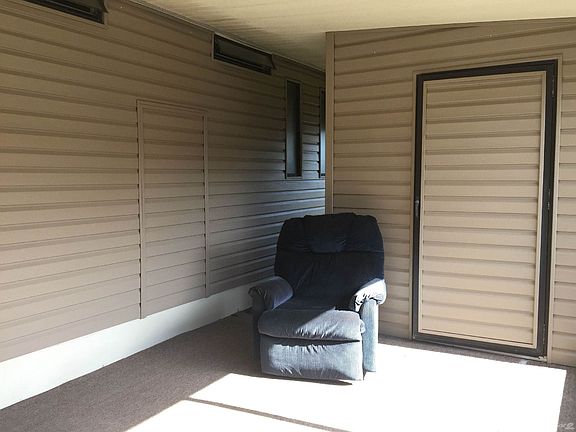 Side Lanai