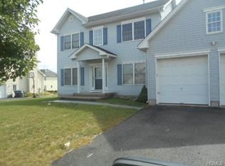 2043 Independence Dr, New Windsor, NY 12553