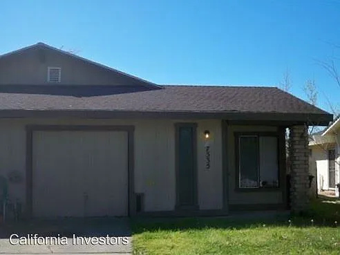 7535 Gallant Cir photo 1