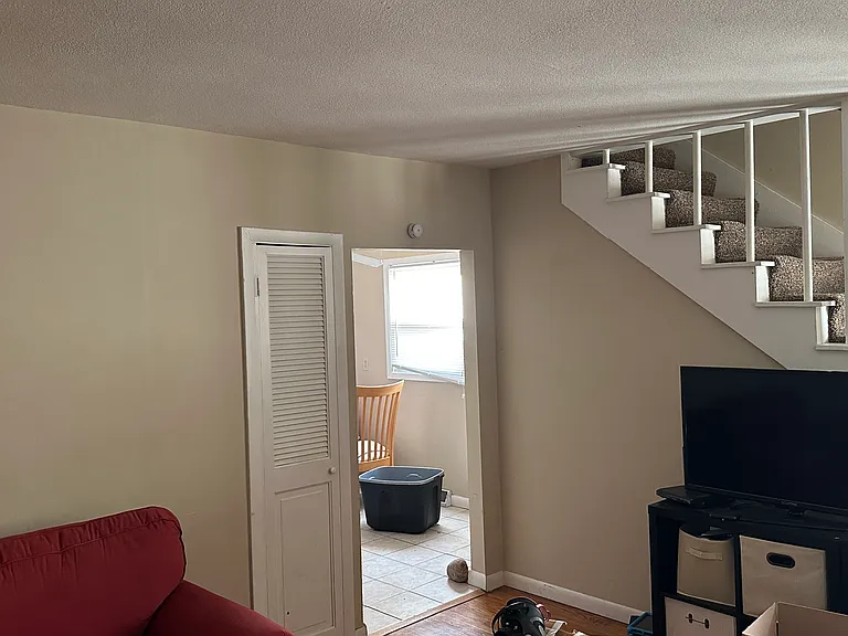 1101 Kern St #1101.5 — Photo 4