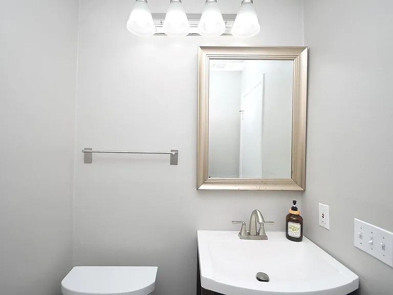 239 Malone St #B — Photo 16