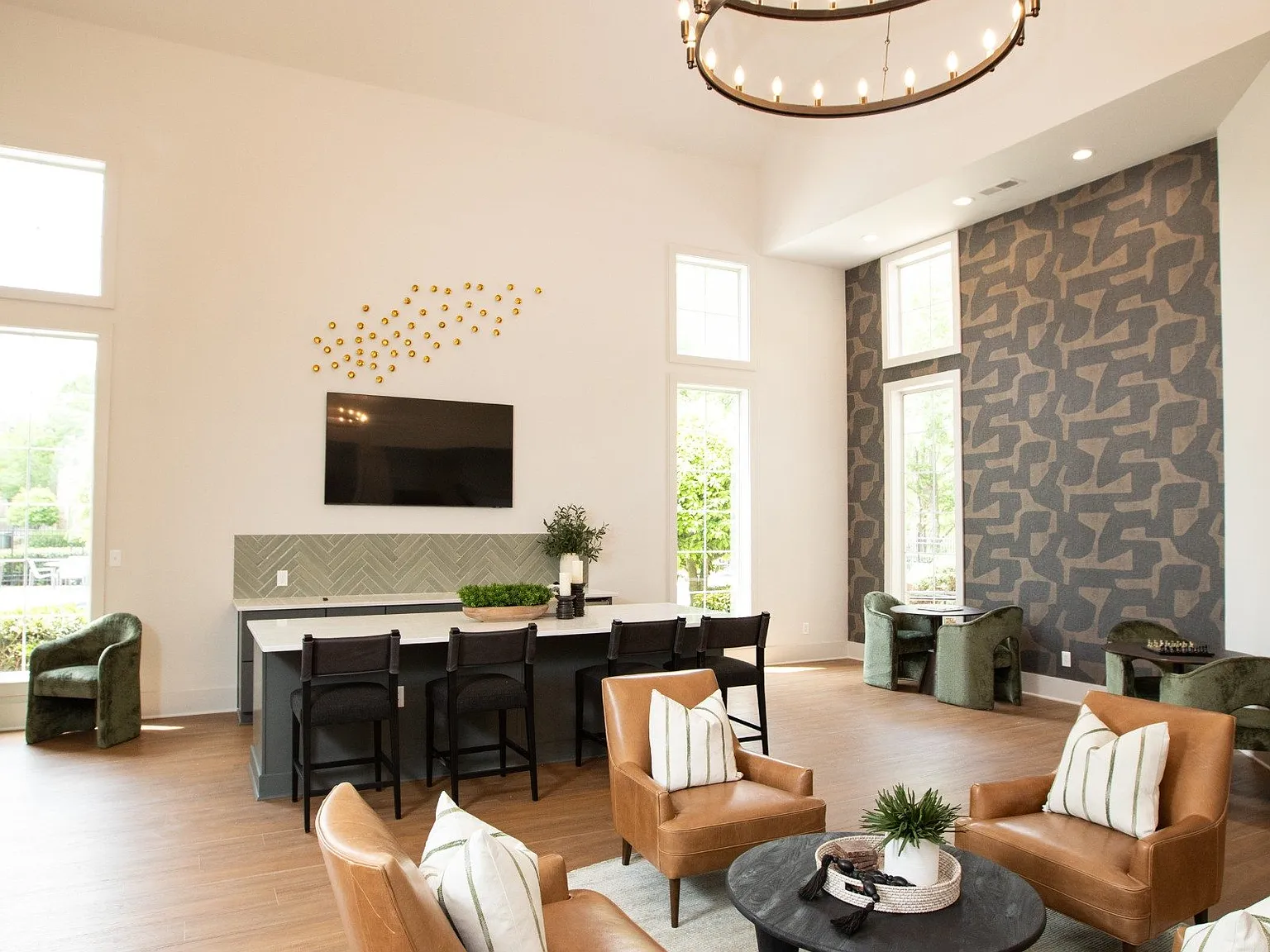 Lakeside Villas — Photo 3