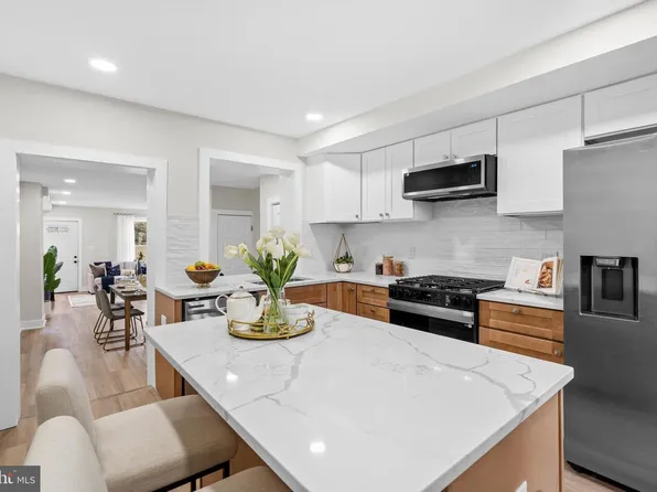 378 E Elm St, Conshohocken, PA 19428