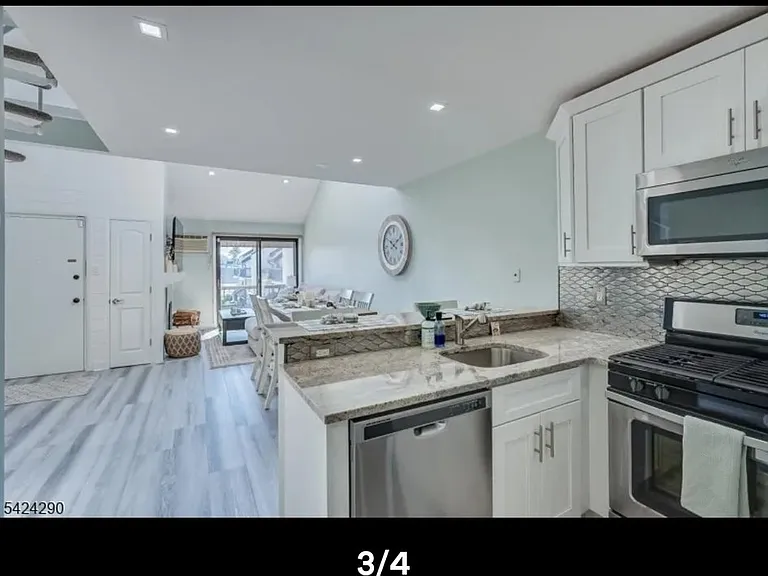 302 Hackensack St #310 — Photo 7