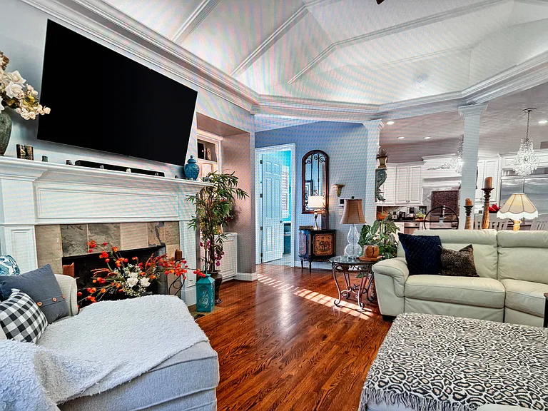 1500 Woodridge Pl — Photo 16