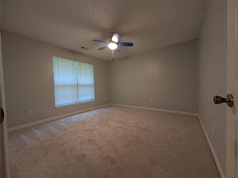 3004 Dogwood Ln — Photo 20