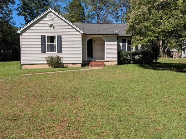 215 Hamilton Dr, Ruther Glen, VA 22546