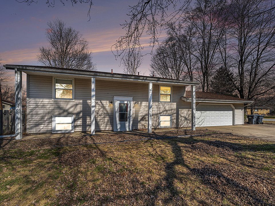 1315 W Glenlord Rd, Saint Joseph, MI 49085 | Zillow
