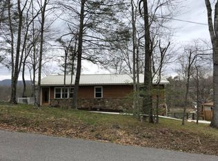 125 Turtle Pointe Ln, Caryville, TN 37714