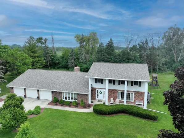 3929 South Brook ROAD, Franksville, WI 53126