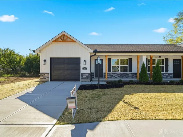 90 Timber Creek Dr, Carlisle, OH 45005