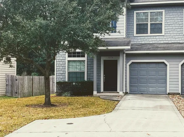 317 Woodland Hills Dr #B, Conroe, TX 77303