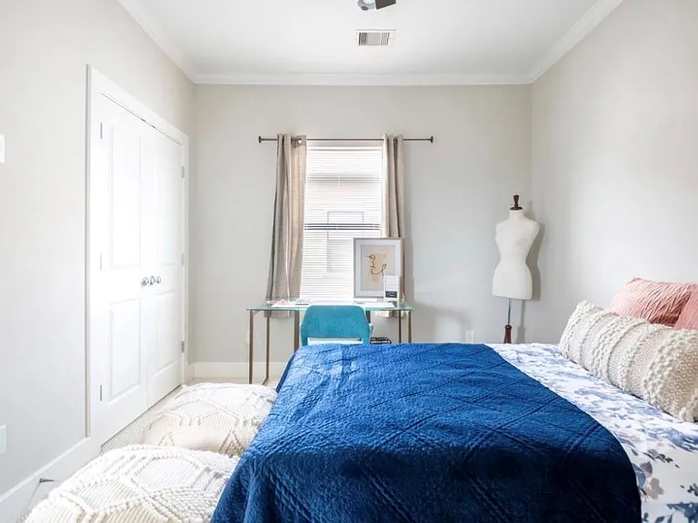 2805 Blodgett St #D — Photo 11