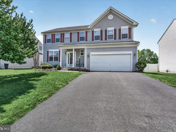 205 Solar Dr, Walkersville, MD 21793