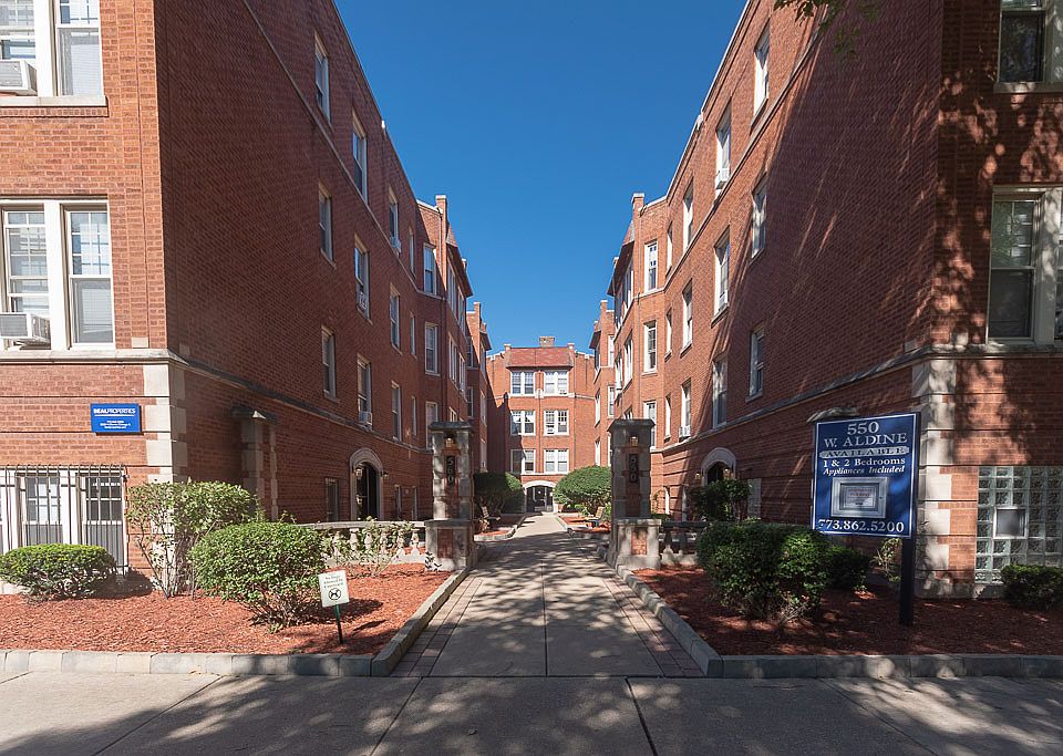 1st image of 560 W Aldine Ave #G