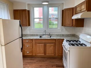 242 N 10th St #2, Easton, PA 18042