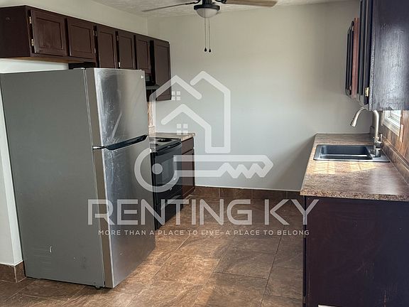 2nd image of 174 S Killarney Ln #4