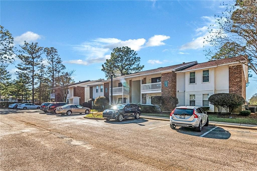 6050 Grelot Rd APT 105, Mobile, AL 36609 Zillow