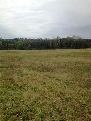 2nd image of Greystone Dr