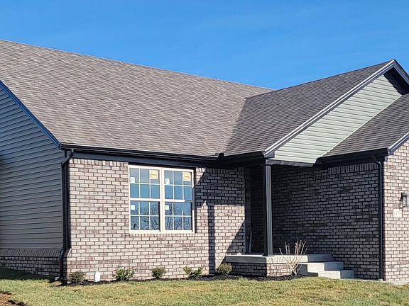 2nd image of 1120 Mission Dr