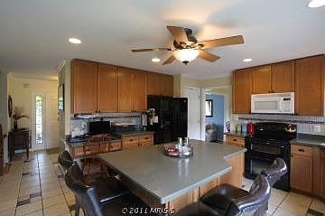 4th image of 23 Cross Cut Ln